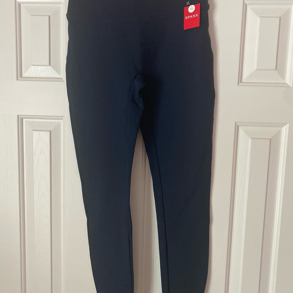 SPANX Blue Leggings Sleek Form-Fitting Design